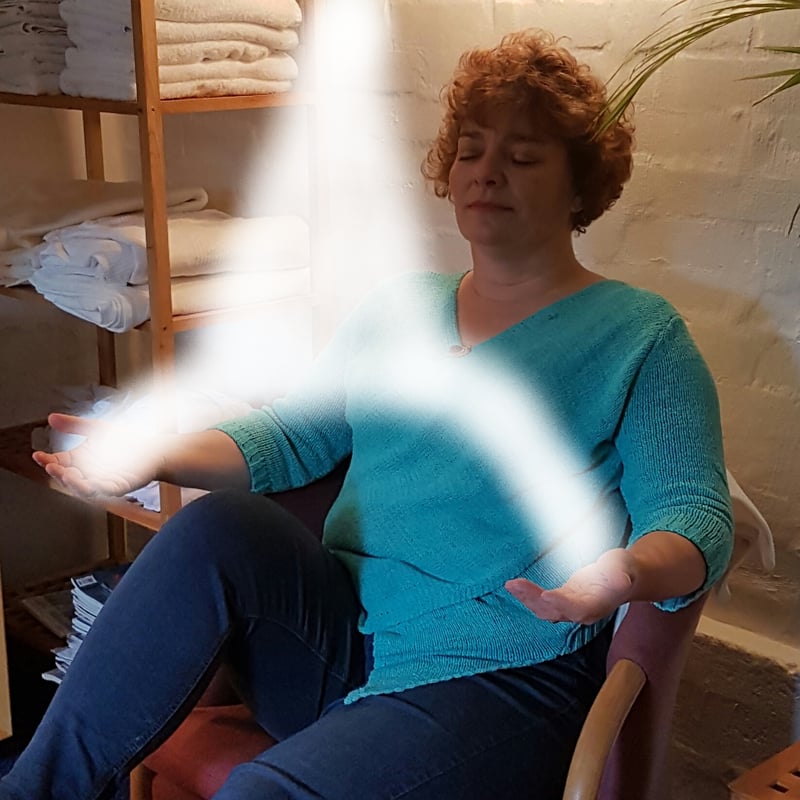 billede af Charlotte der fjernhealer